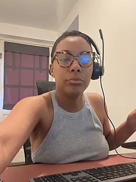 Melia Rayne online show from 8, 4, 2026