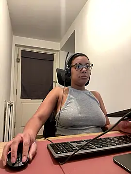 Melia Rayne online show from 8, 1, 2026