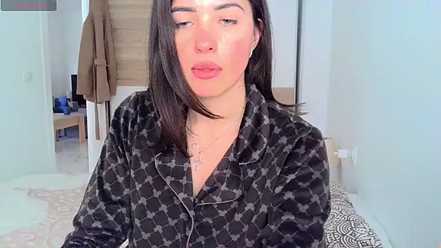 Snapshot of neferutt chatting on 6, 3, 2026 neferutt online show from 6, 3, 2026