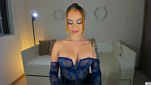ValentinaMilann online show from 12, 3, 2026