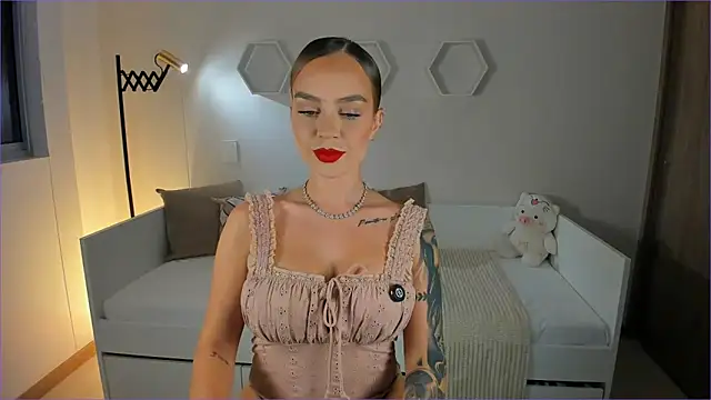 ValentinaMilann online show from 17, 2, 2026