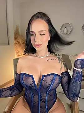 ValentinaMilann online show from 25, 7, 2026