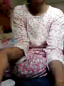 sexy-trisha1 online show from 30, 11, 2025