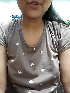 sexy-trisha1 online show from 25, 2, 2026