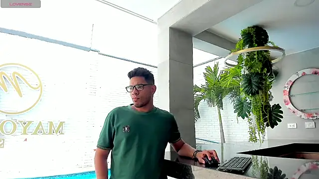 ETHAN DRAVEN online show from 24, 9, 2025