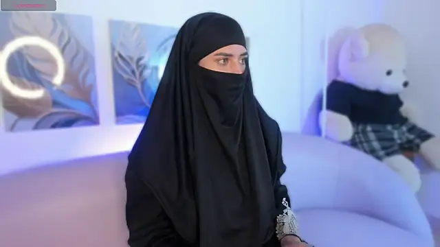 Snapshot of salma_arabicc chatting on 28, 10, 2025 salma arabicc online show from 28, 10, 2025