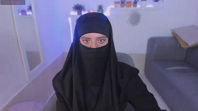 Snapshot of salma_arabicc chatting on 9, 10, 2025 salma arabicc online show from 9, 10, 2025