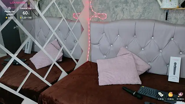 Devil AliceXo online show from 30, 10, 2025