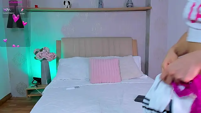 isabella winkler online show from 16, 11, 2025