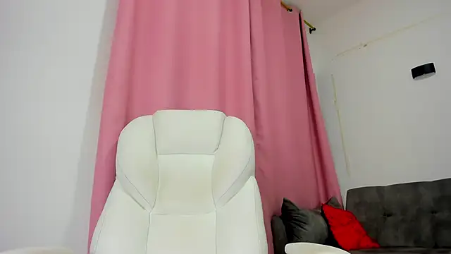 gaaby foxx online show from 5, 11, 2025