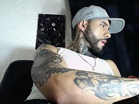 Snapshot of dante_d_angelo_ chatting on 24, 9, 2025 dante d angelo online show from 24, 9, 2025