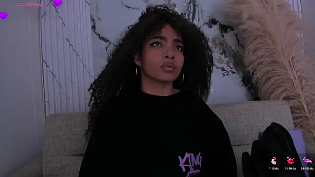 SarahLynn7 online show from 22, 4, 2026