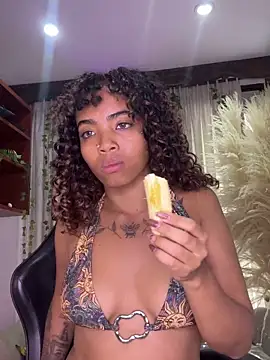 SarahLynn7 online show from 18, 3, 2026