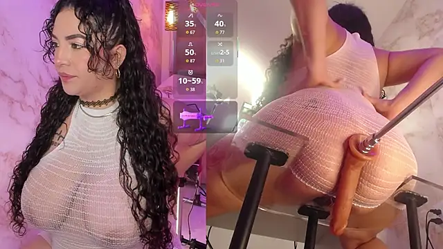 Snapshot of RoxyLicious_ chatting on 19, 11, 2025 RoxyLicious online show from 19, 11, 2025