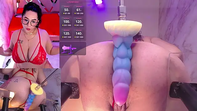 Snapshot of RoxyLicious_ chatting on 20, 5, 2026 RoxyLicious online show from 20, 5, 2026