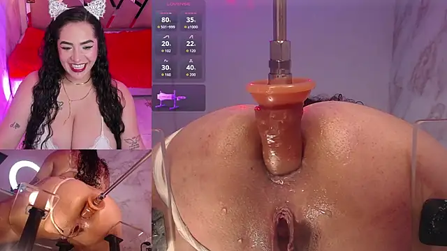 Snapshot of RoxyLicious_ chatting on 2, 5, 2026 RoxyLicious online show from 2, 5, 2026