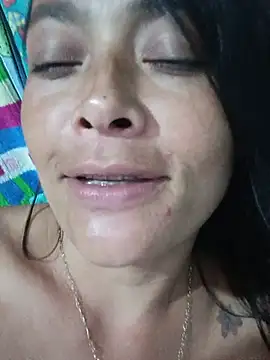 Snapshot of sarayulith chatting on 10, 7, 2026 sarayulith online show from 10, 7, 2026