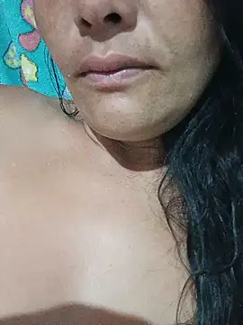 Snapshot of sarayulith chatting on 11, 6, 2026 sarayulith online show from 11, 6, 2026