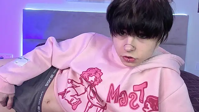 Alex Vallley online show from 5, 4, 2026