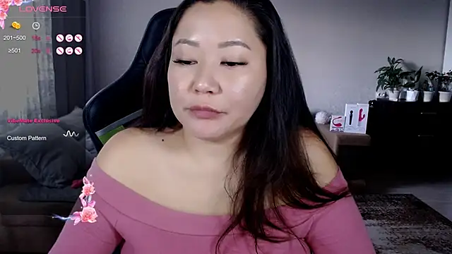 Snapshot of LisaAsianFlower chatting on 20, 9, 2025 LisaAsianFlower online show from 20, 9, 2025