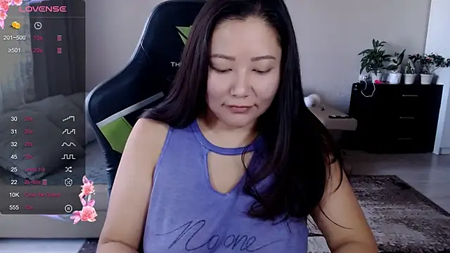 Snapshot of LisaAsianFlower chatting on 16, 9, 2025 LisaAsianFlower online show from 16, 9, 2025