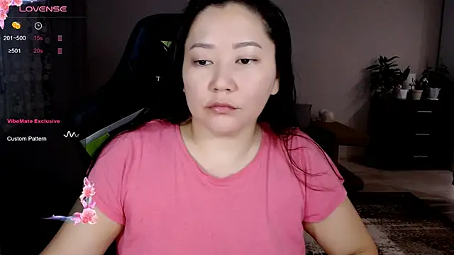 LisaAsianFlower online show from 10, 10, 2025