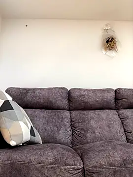 waka3232 online show from 4, 11, 2025