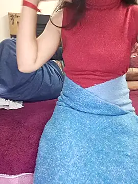 Cute-Zarina online show from 1, 12, 2025