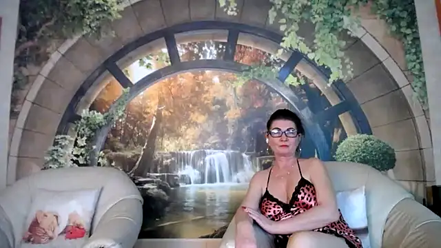 Kathylovexxx online show from 2, 4, 2026