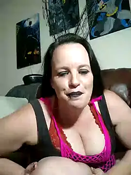 cattlegurl online show from 6, 10, 2025