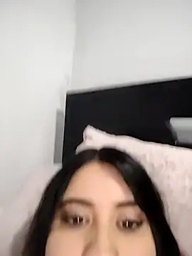 Snapshot of mialorents chatting on 11, 10, 2025 mialorents online show from 11, 10, 2025