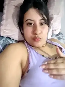 Snapshot of mialorents chatting on 16, 11, 2025 mialorents online show from 16, 11, 2025