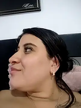 Snapshot of mialorents chatting on 6, 11, 2025 mialorents online show from 6, 11, 2025