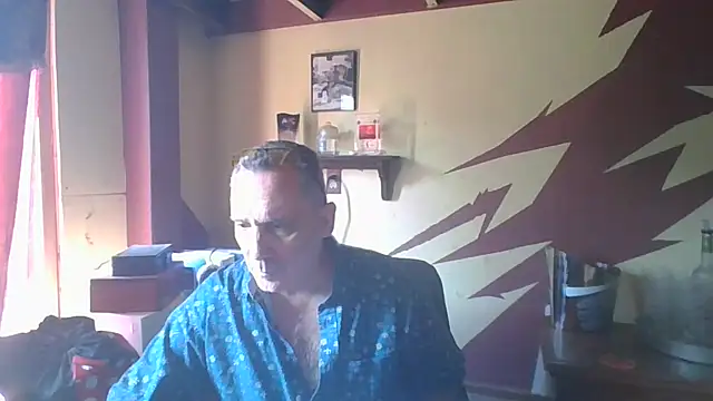 Snapshot of HunkofRock chatting on 26, 6, 2026 HunkofRock online show from 26, 6, 2026