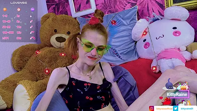 Snapshot of KittyRaine chatting on 24, 6, 2026 KittyRaine online show from 24, 6, 2026
