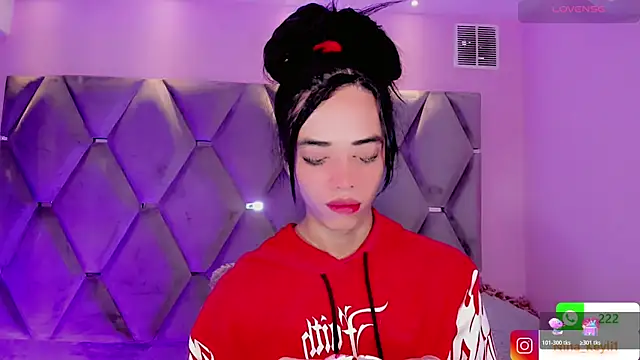 Nina Keyli online show from 11, 11, 2025