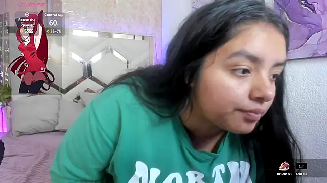 EmilyBrownn  online show from 13, 10, 2025