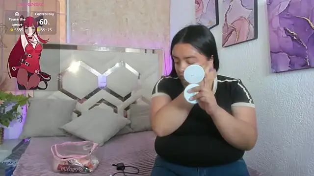 EmilyBrownn  online show from 8, 10, 2025