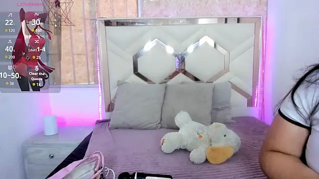 EmilyBrownn  online show from 12, 11, 2025