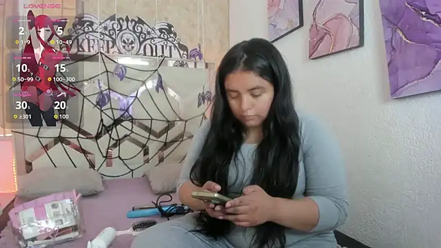 EmilyBrownn  online show from 1, 11, 2025