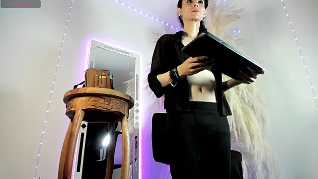 arthemisa hot online show from 19, 3, 2025