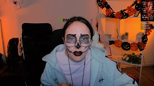 mona cloud online show from 25, 10, 2025