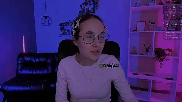 mona cloud online show from 24, 4, 2026