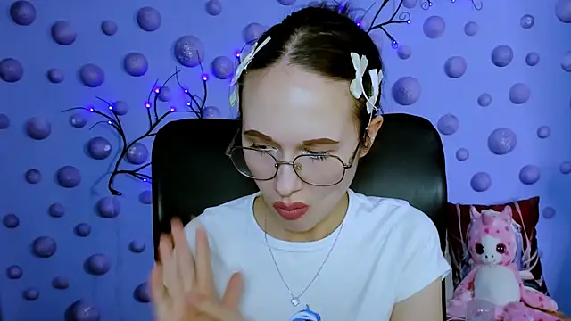 mona cloud online show from 3, 5, 2026