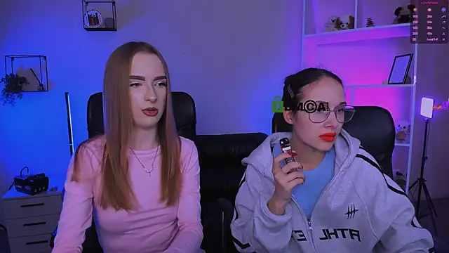 mona cloud online show from 6, 11, 2025