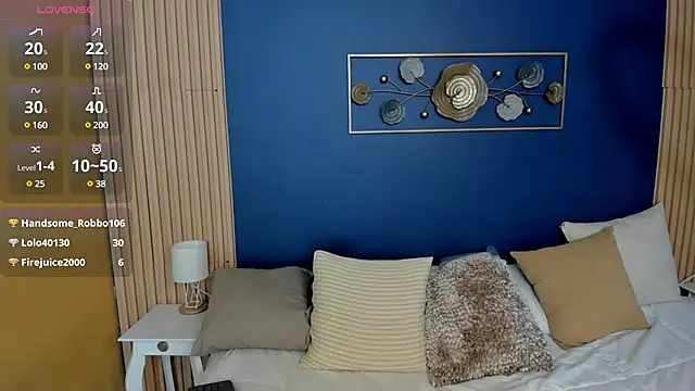 zoe snow  online show from 17, 3, 2025