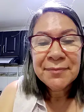 victoria wayne online show from 29, 10, 2025