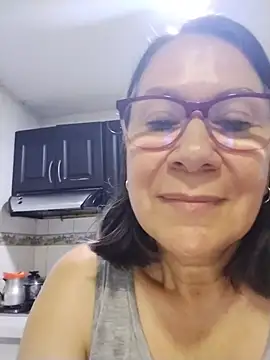 Snapshot of victoria_wayne chatting on 27, 5, 2026 victoria wayne online show from 27, 5, 2026