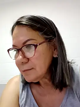 victoria wayne online show from 10, 11, 2025