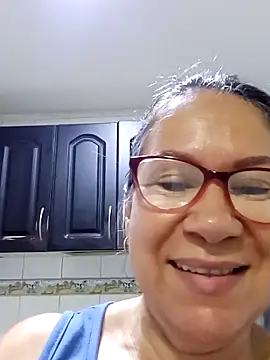 victoria wayne online show from 10, 9, 2025